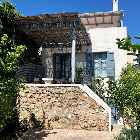 Summer Villa Zefiros, Close To Kaiki Beach Ligoneri Exterior photo